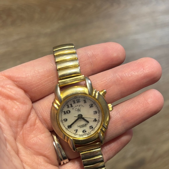 Wrangler Gold Women's Watch - Picture 2 of 3
